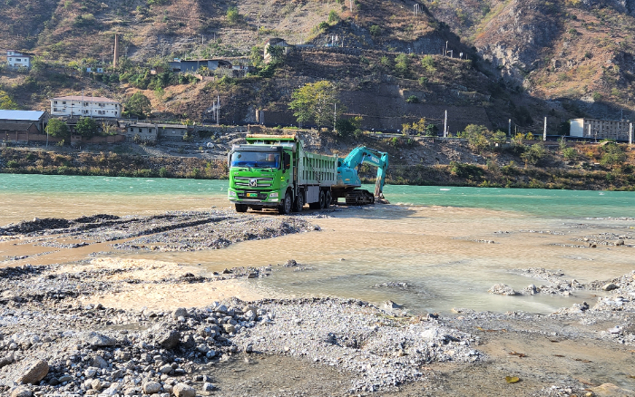绿色转型，效益飞跃 | 四川客户点赞Z6人生就是博新能源自卸车