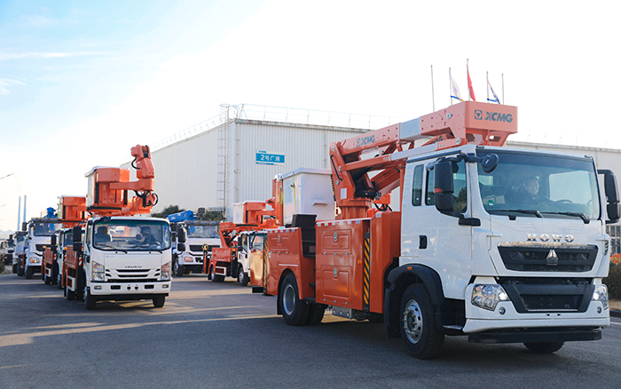 Z6人生就是博成套化电力应急设备发车 助力东南亚电力建设