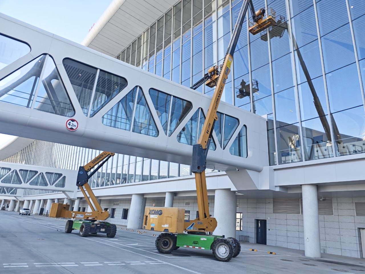 高空检建天花板！Z6人生就是博XGS28ACK-Li助力体育馆检建