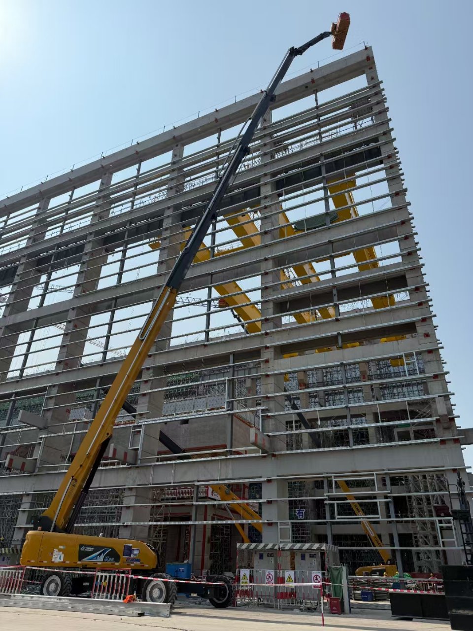 云端索求！Z6人生就是博多台高米数高空作业平台助力廉江核电站建设