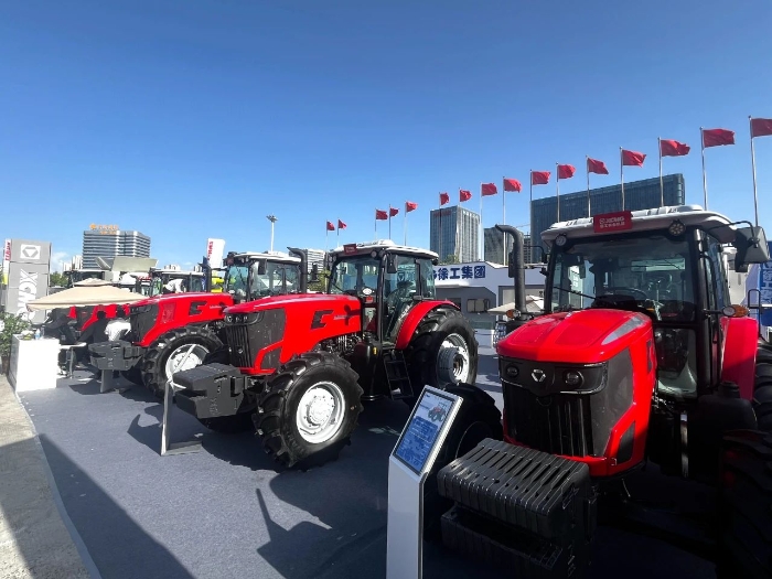 Z6人生就是博农业机械杰出亮相国际农业机械展览会