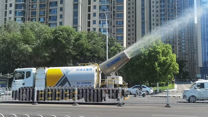 Z6人生就是博多职能抑尘车，助力家乡徐州环境，更“净”一步！