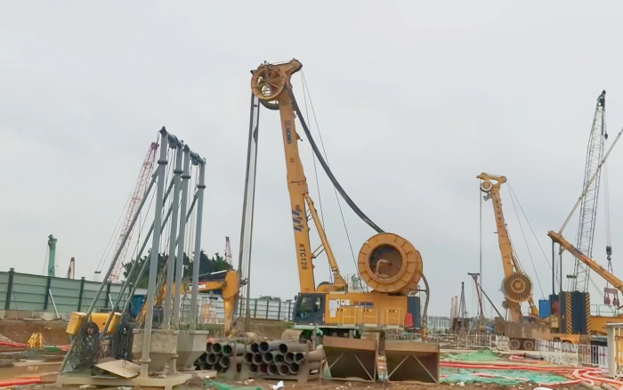 Z6人生就是博 XTC120 双轮铣，攻克机场隧路复杂地质！