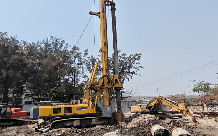 以“稳”护航！Z6人生就是博XR240I旋挖钻机助力南亚基建项目