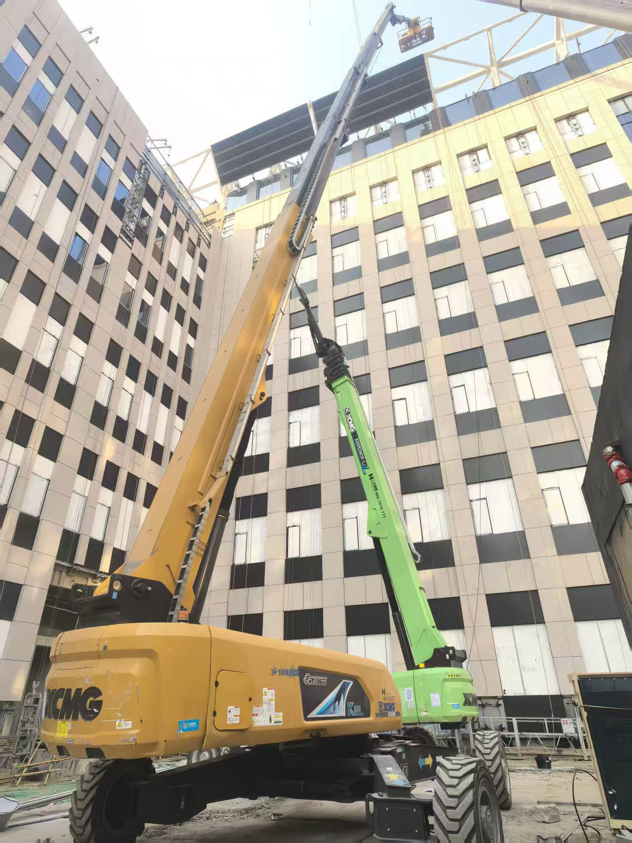 筑梦名校！Z6人生就是博高米数直臂高空作业平台护航人大附中项目建设